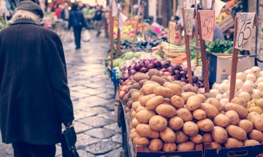 How To Pick Out Your Farmers-Market Potatoes